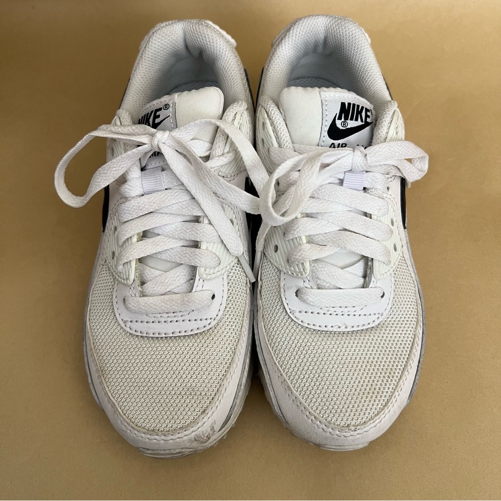 Nike Air Max 90 White Black Leather Mesh Low Top Sneakers Women’s 5 - Picture 5 of 11